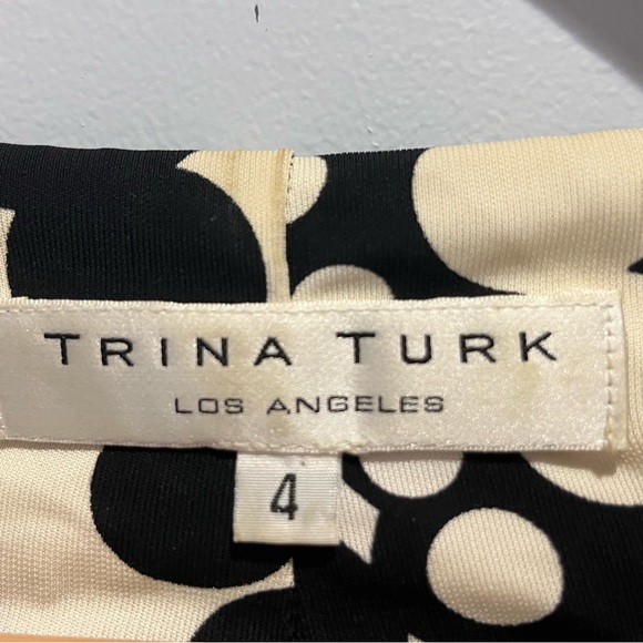 Trina Turk - black and white shift dress. Size 4 - Picture 2 of 3
